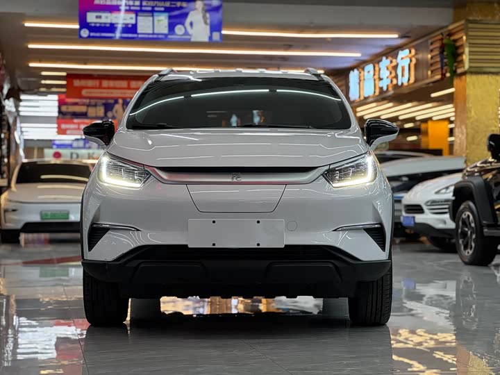 Фото 2 - BYD Yuan Pro