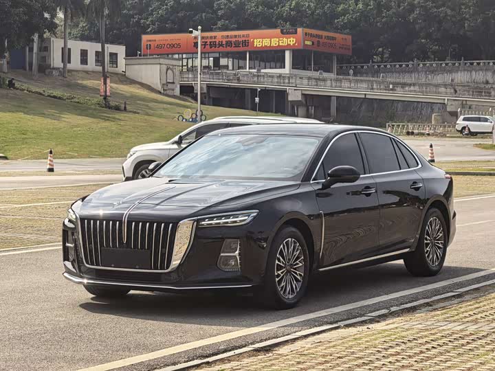 Фото 1 - Hongqi H5