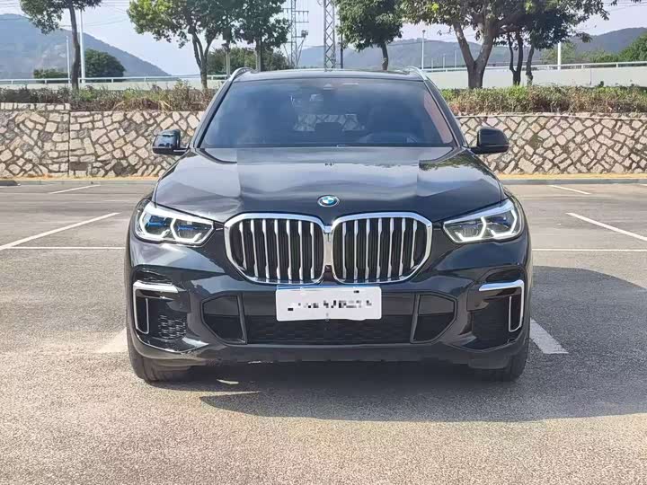 Фото 2 - BMW X5