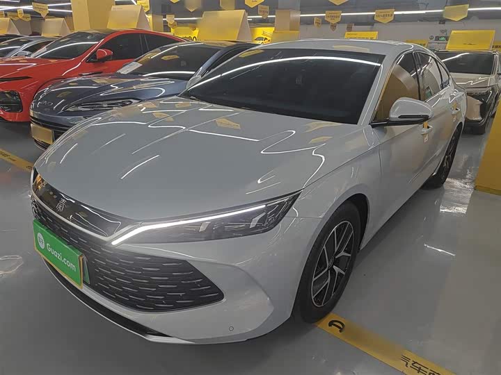 Фото 1 - BYD Qin L