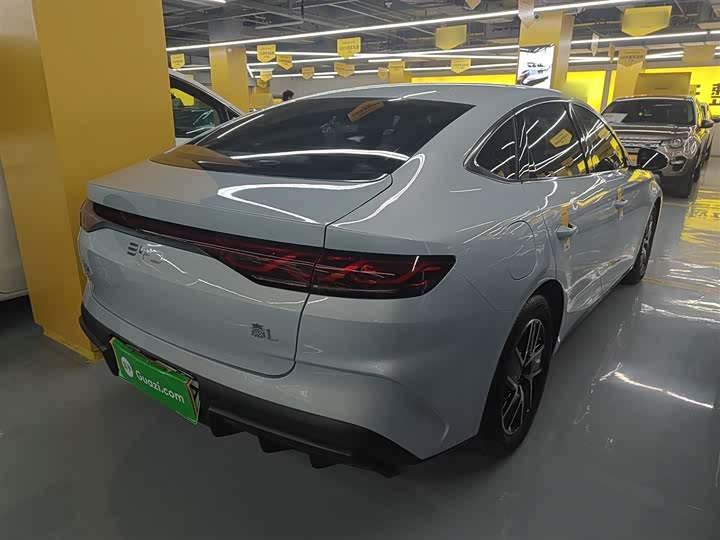 Фото 7 - BYD Qin L