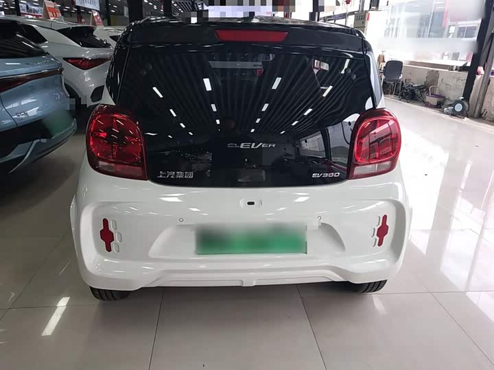 Фото 6 - Roewe Clever