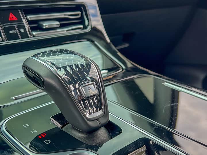 Фото 8 - GAC Trumpchi M8