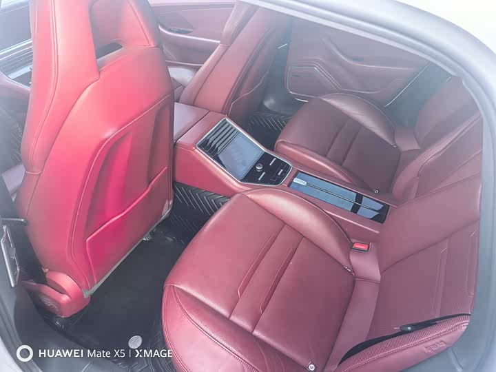 Фото 6 - Porsche Panamera