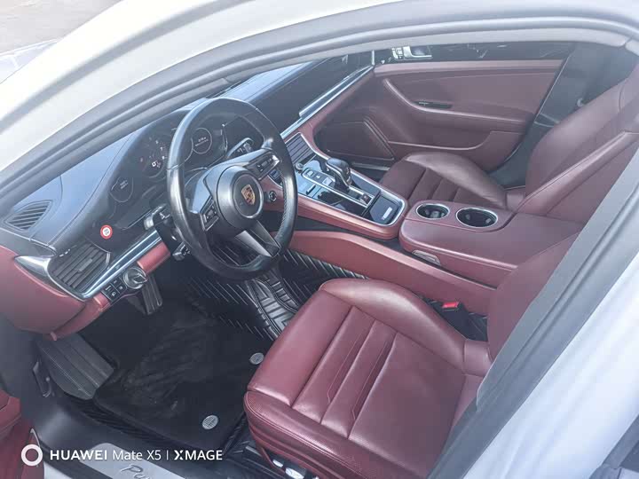 Фото 8 - Porsche Panamera