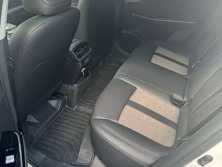 Фото 6 - GAC Aion S