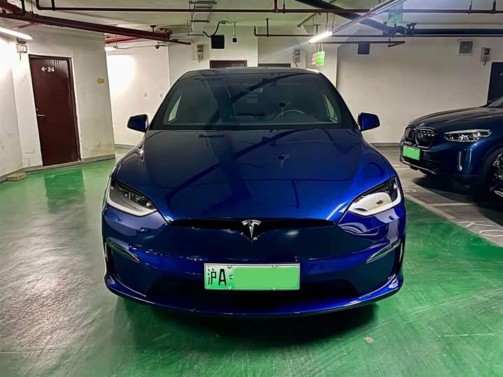 Фото 2 - Tesla Model X