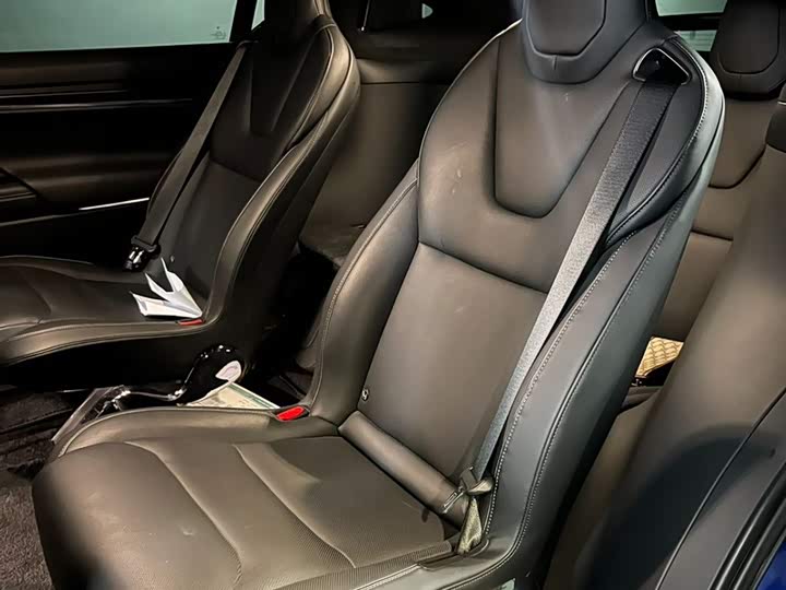 Фото 9 - Tesla Model X