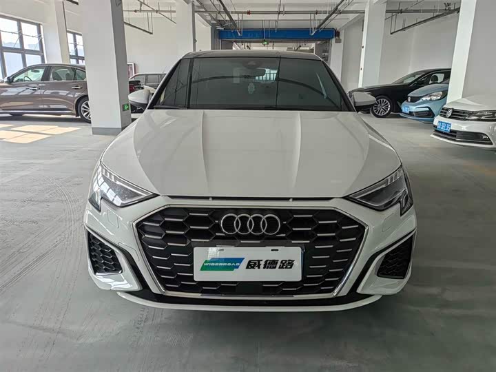 Фото 2 - Audi A3