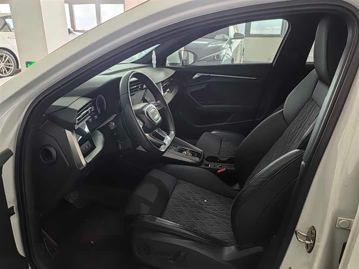 Фото 8 - Audi A3