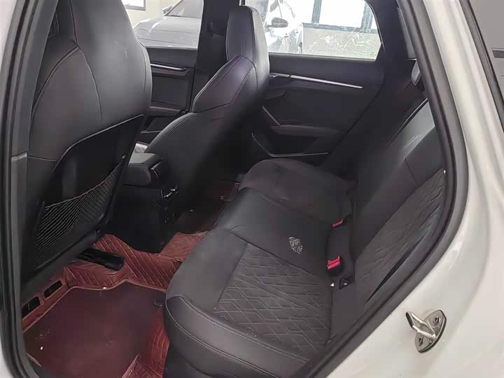 Фото 9 - Audi A3