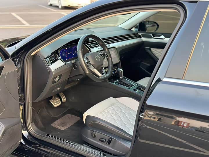 Фото 4 - Volkswagen Magotan