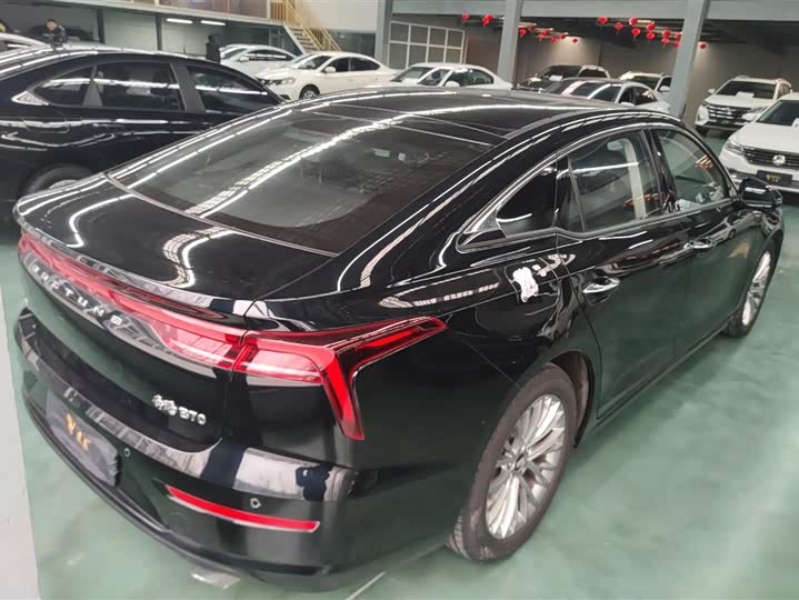 Фото 3 - Bestune B70