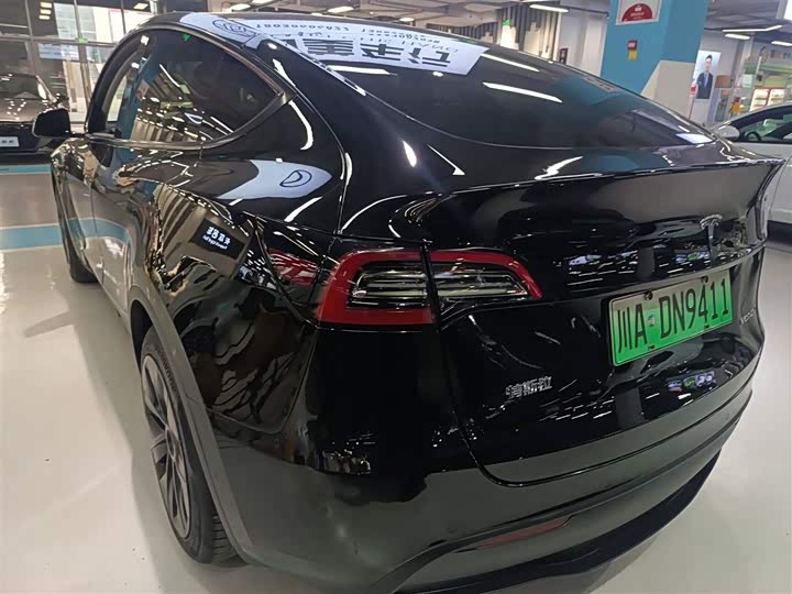 Фото 5 - Tesla Model Y