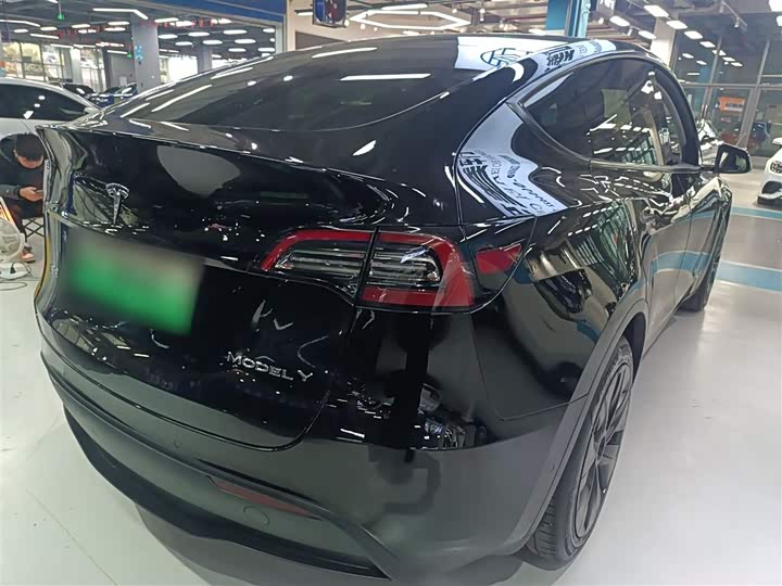 Фото 7 - Tesla Model Y