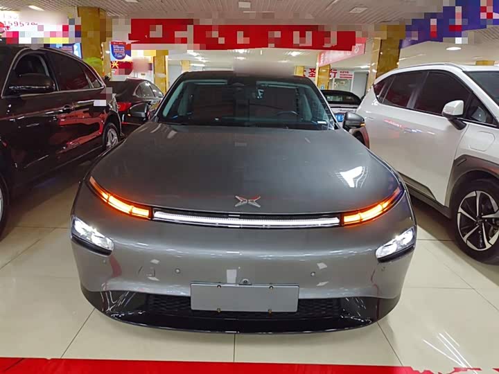 Фото 3 - XPeng P7