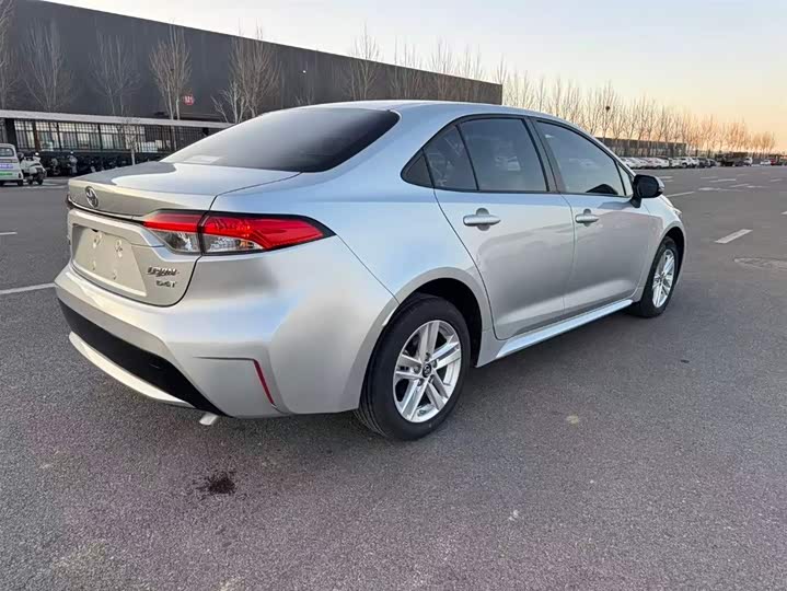 Фото 7 - Toyota Levin