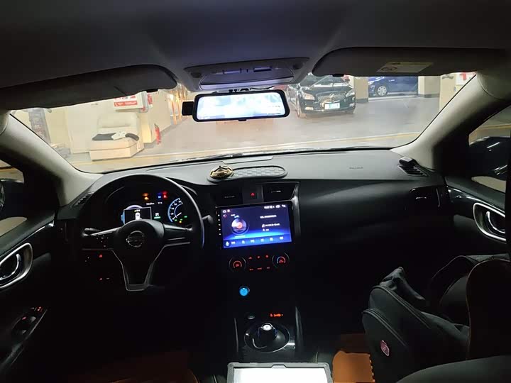 Фото 9 - Nissan Sylphy EV