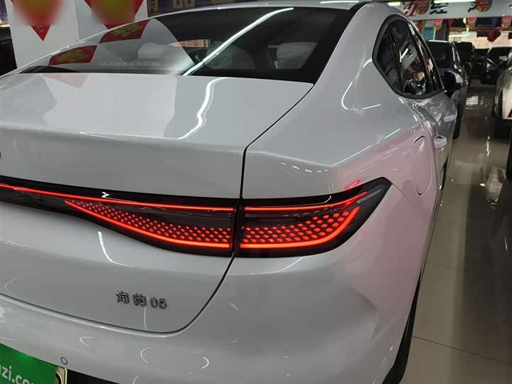 Фото 8 - BYD Seal 05 DM-i Hybrid