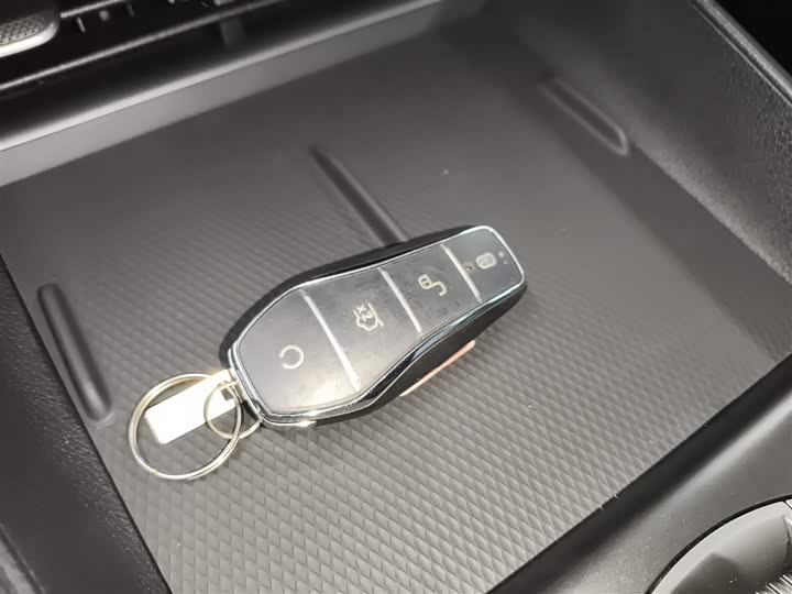 Фото 9 - BYD Seal 05 DM-i Hybrid