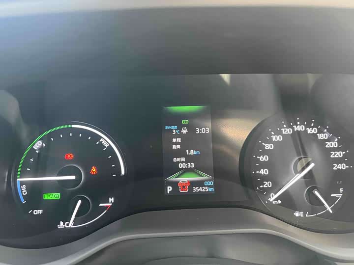 Фото 8 - Toyota Sienna