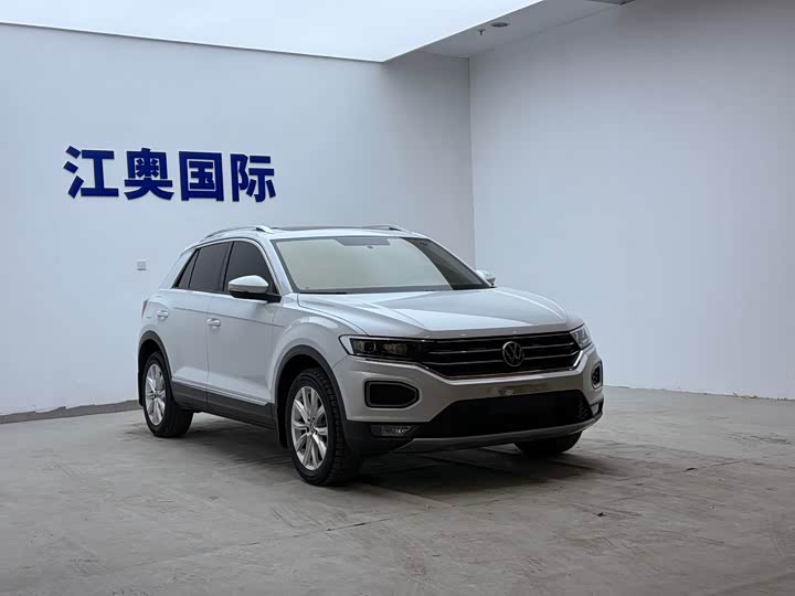 Фото 3 - Volkswagen T-Roc