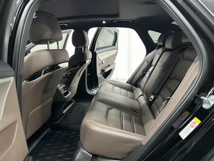 Фото 5 - BYD Han