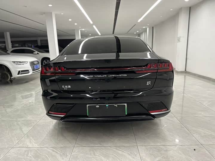 Фото 8 - BYD Han