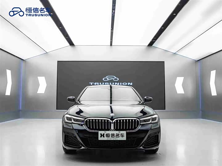 Фото 3 - BMW 5 Series