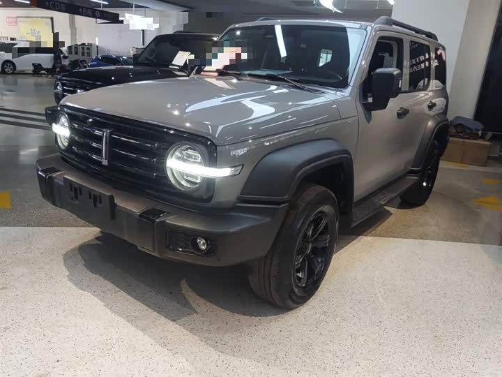 Фото 2 - Tank 300