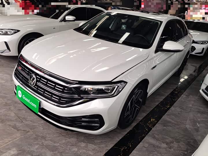 Фото 2 - Volkswagen Sagitar L