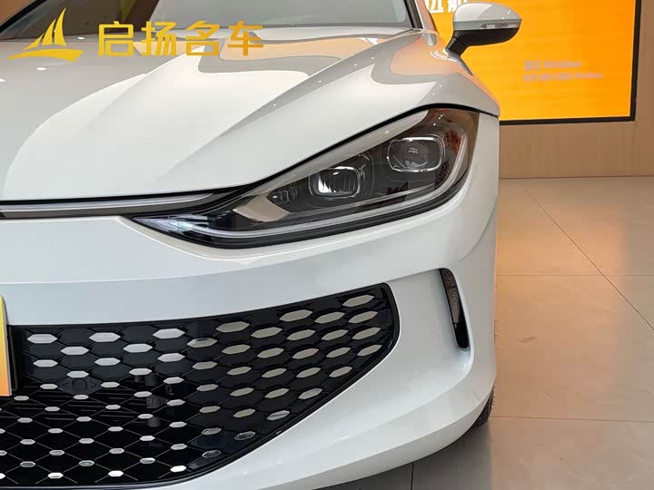 Фото 3 - Volkswagen Lamando L