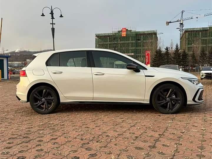 Фото 4 - Volkswagen Golf