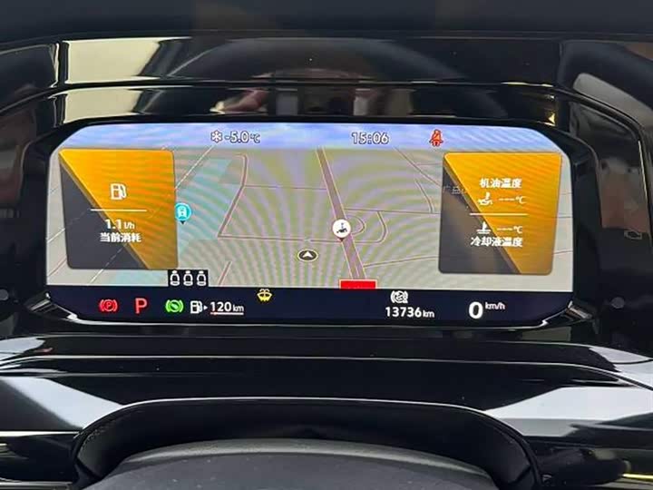 Фото 5 - Volkswagen Golf