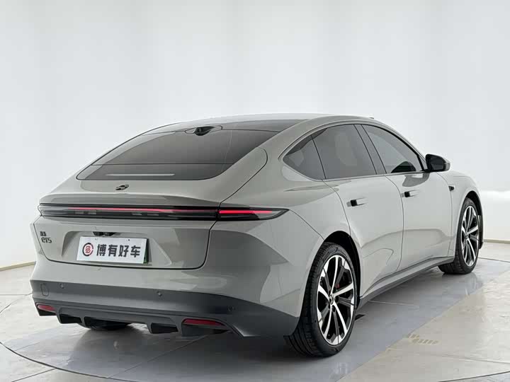 Фото 9 - Nio ET5