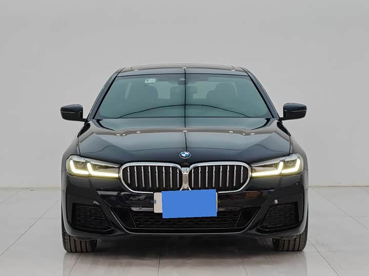 Фото 2 - BMW 5 Series