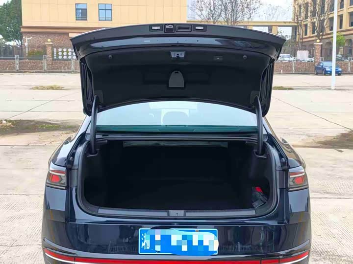 Фото 7 - Volkswagen Magotan