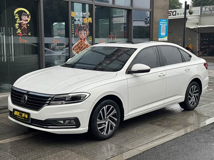 Фото 1 - Volkswagen Lavida