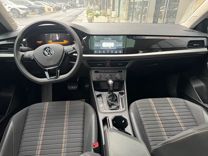 Фото 9 - Volkswagen Lavida