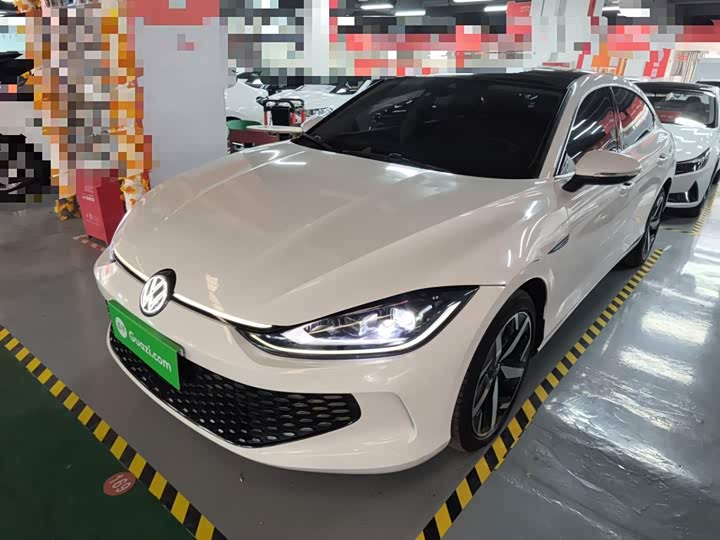 Фото 2 - Volkswagen Lamando L