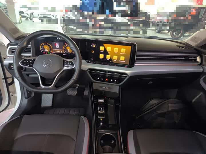 Фото 9 - Volkswagen Lamando L