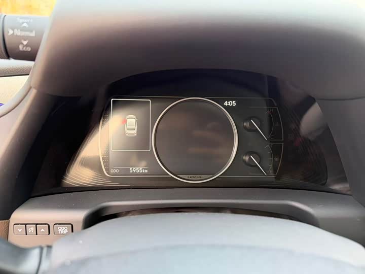 Фото 3 - Lexus ES