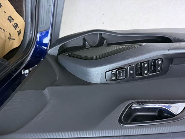 Фото 4 - Hyundai ix35 (Mufasa)