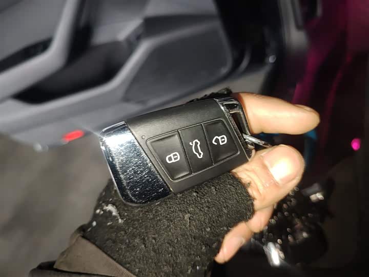 Фото 9 - Volkswagen Magotan