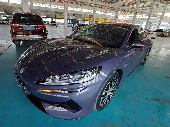 Фото 2 - Denza Z9