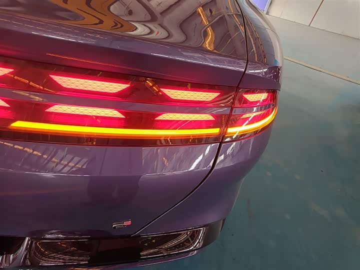 Фото 8 - Denza Z9