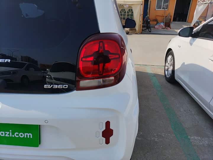 Фото 8 - Roewe Clever