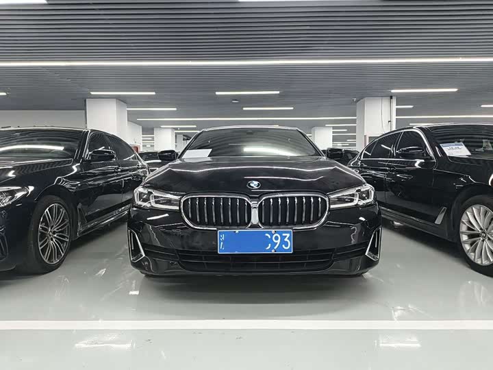 Фото 3 - BMW 5 Series