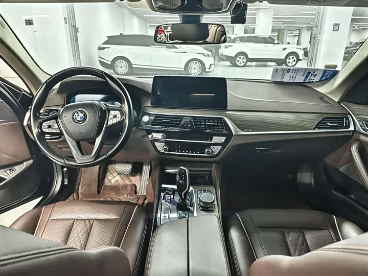 Фото 4 - BMW 5 Series