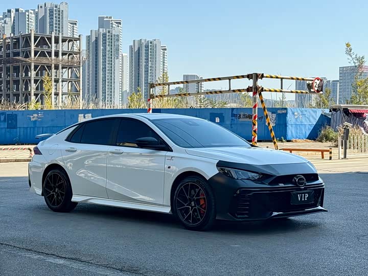 Фото 2 - GAC Trumpchi Empow R